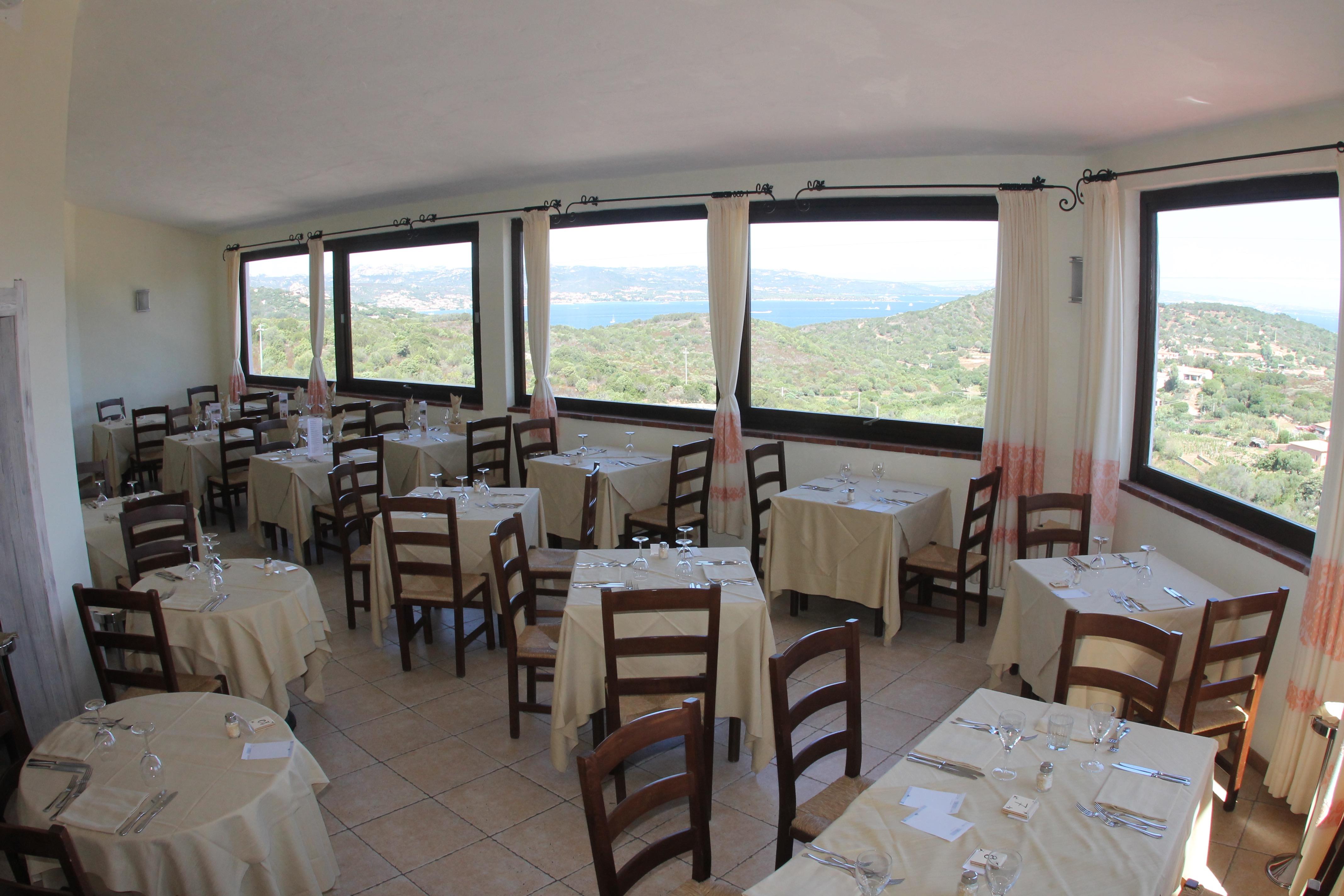 Hotel Li Graniti Baia Sardinia Exteriér fotografie